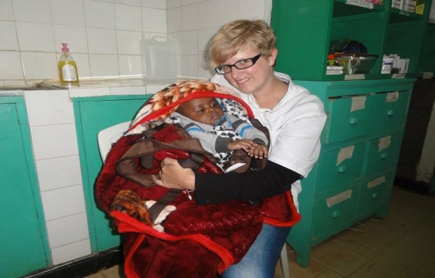 Medical/Health Care Volunteering in Kenya
