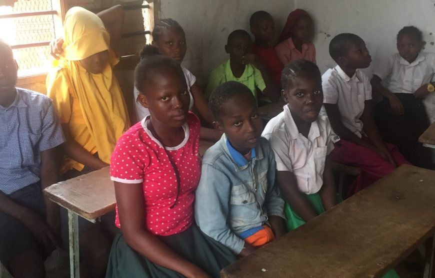 2 Weeks Teaching Volunteering in Kenya
