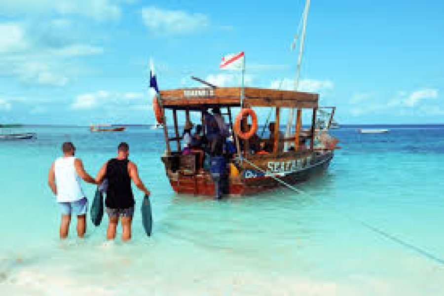 SEAFARI – MNEMBA ATOLL TOUR | Premium Snorkeling at Zanzibar’s Marine Paradise